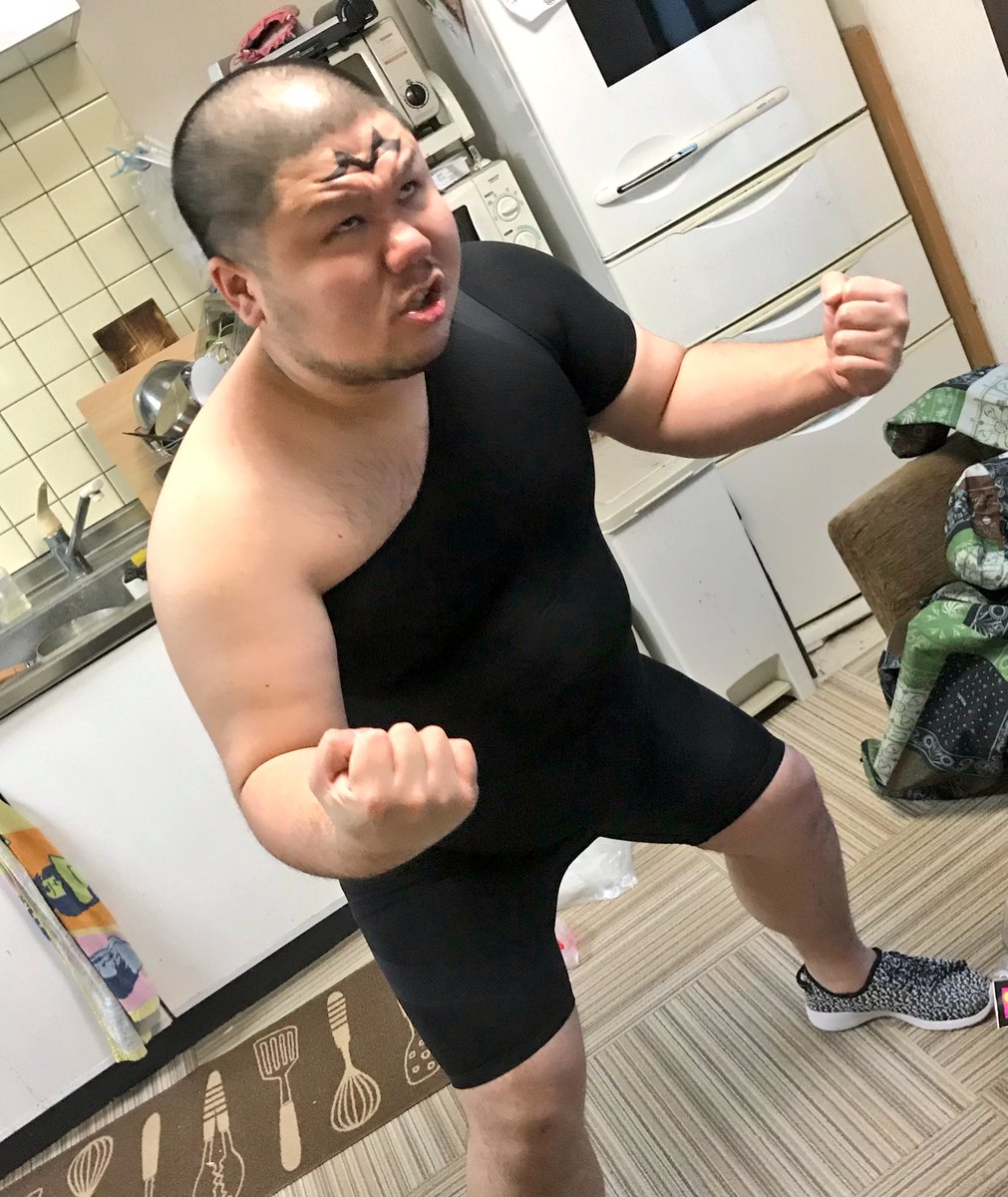 korechin_take's tweet photo. 加圧の上下セット来てみたらドラゴンボールZのスポポビッチになりましたwww

#ドラゴンボールZ
#スポポビッチ
#たけちゃんTV https://t.co/0fWS0IHho9
