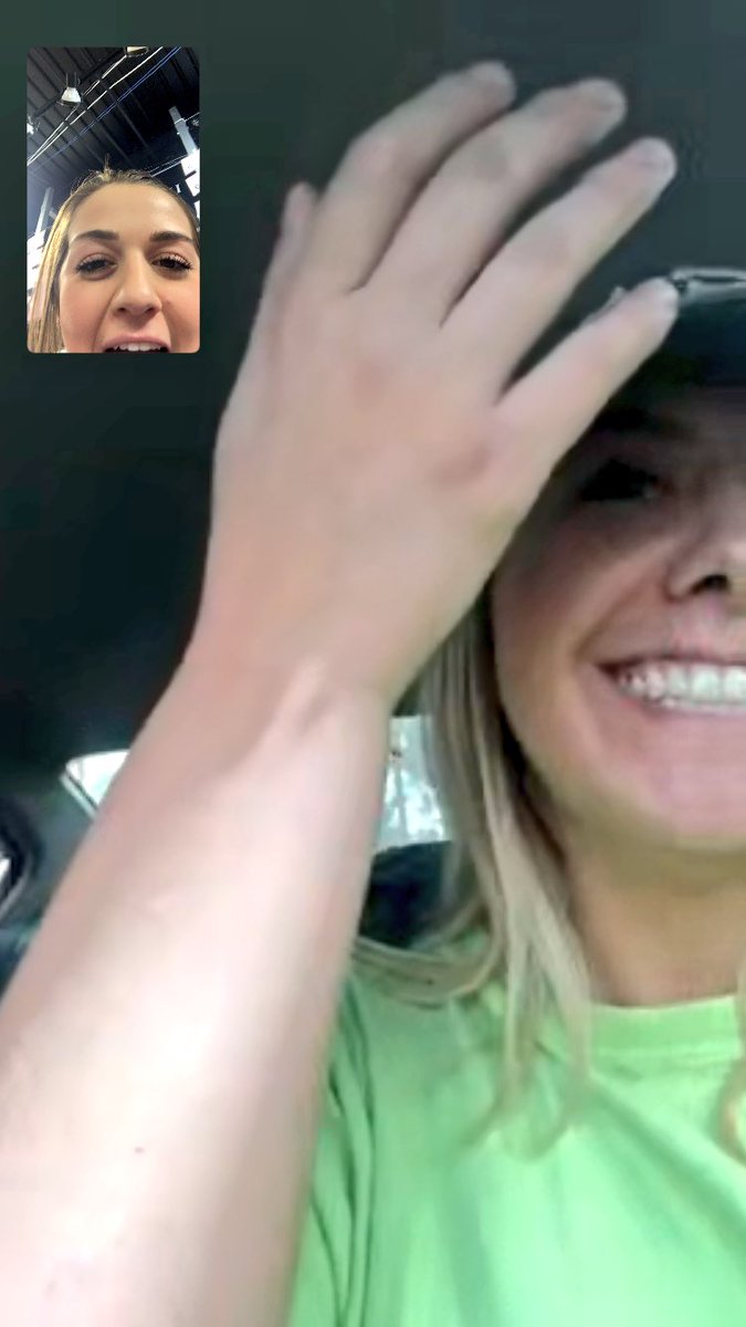 KellySiani's tweet photo. I don’t go out with Jess one night.... lmaooo #brokepinky #sbready 🤦🏻♀️🤦🏻♀️ https://t.co/zgiMM9StbS
