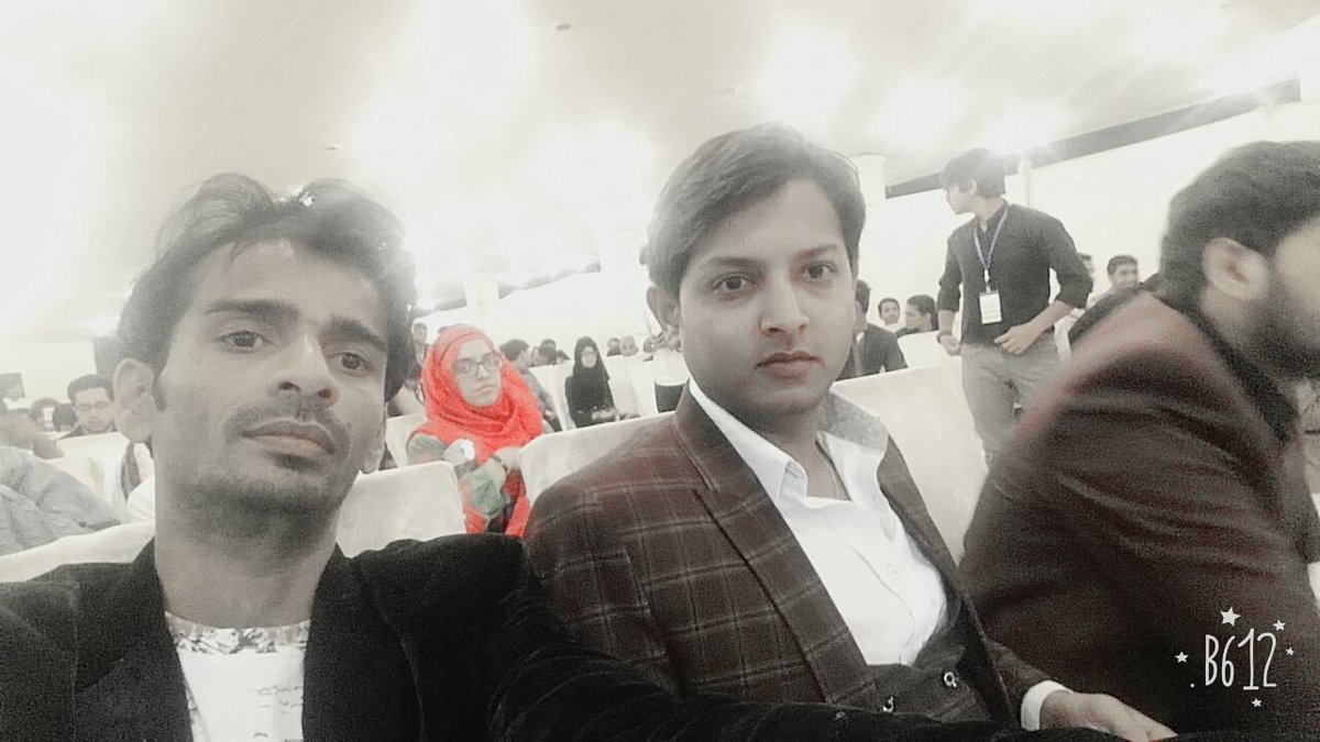 AliSuMiOfficial's tweet photo. 📚Closing Ceremony of 😘#System18 Chief Guest MNA @abidifactor 📚
👌Arts Council Karachi👌
@La_Zohaib @FahadPremier https://t.co/yFepkTMXRU