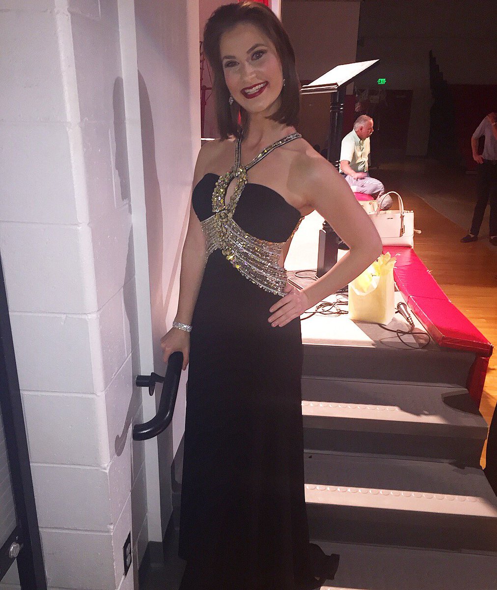 lisasacaccio's tweet photo. @wxevan and I were amongst royalty last night when we #emceed the #missdaleville pageant ๐ https://t.co/5iatmbXHwj