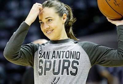 Hoje a lenda Becky Hammon completa 40 anos! Happy Birthday, Becky. 