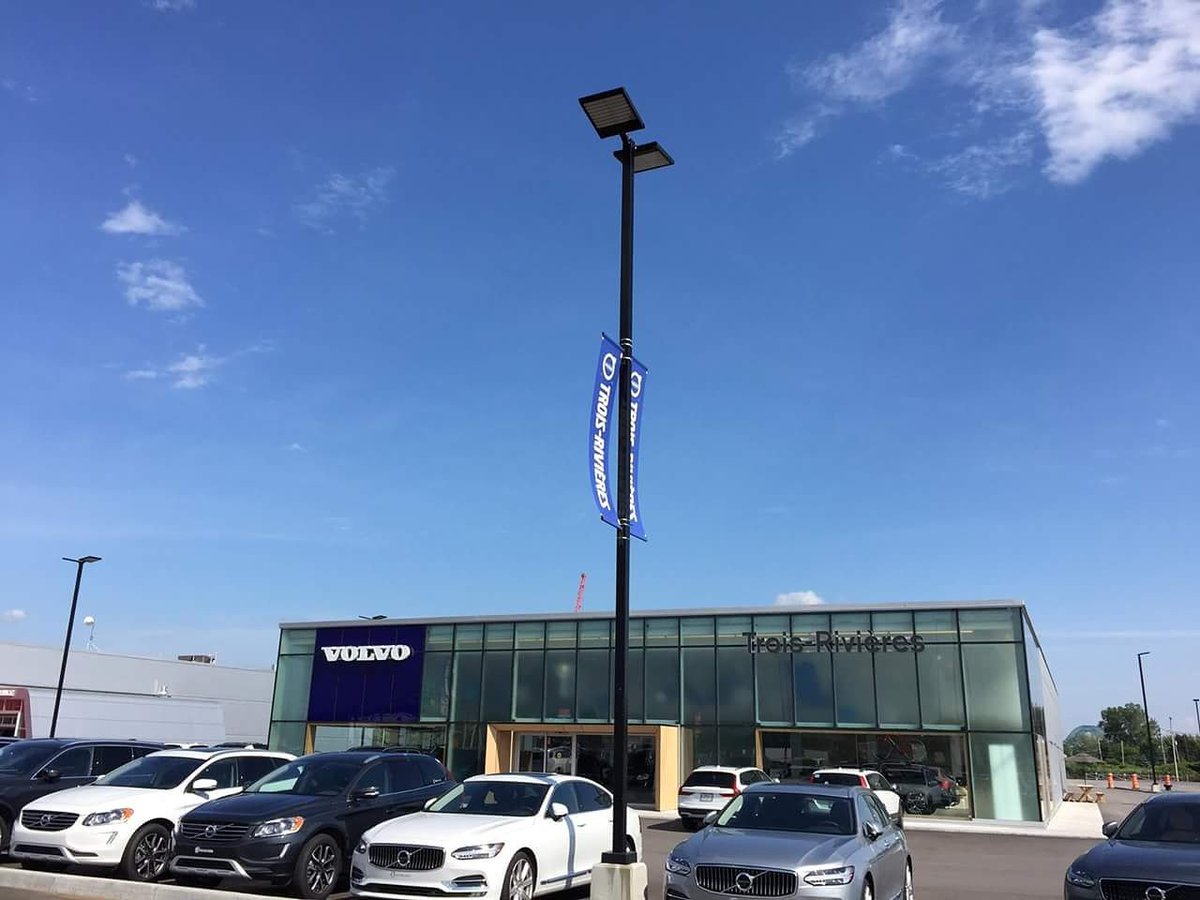 HugoLEDpro's tweet image. 450w #led area lights in services in Quebec Canada.