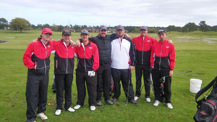 MMCGolf2020's tweet photo. The Men's Team in New Orleans. https://t.co/fmu03dEzap
