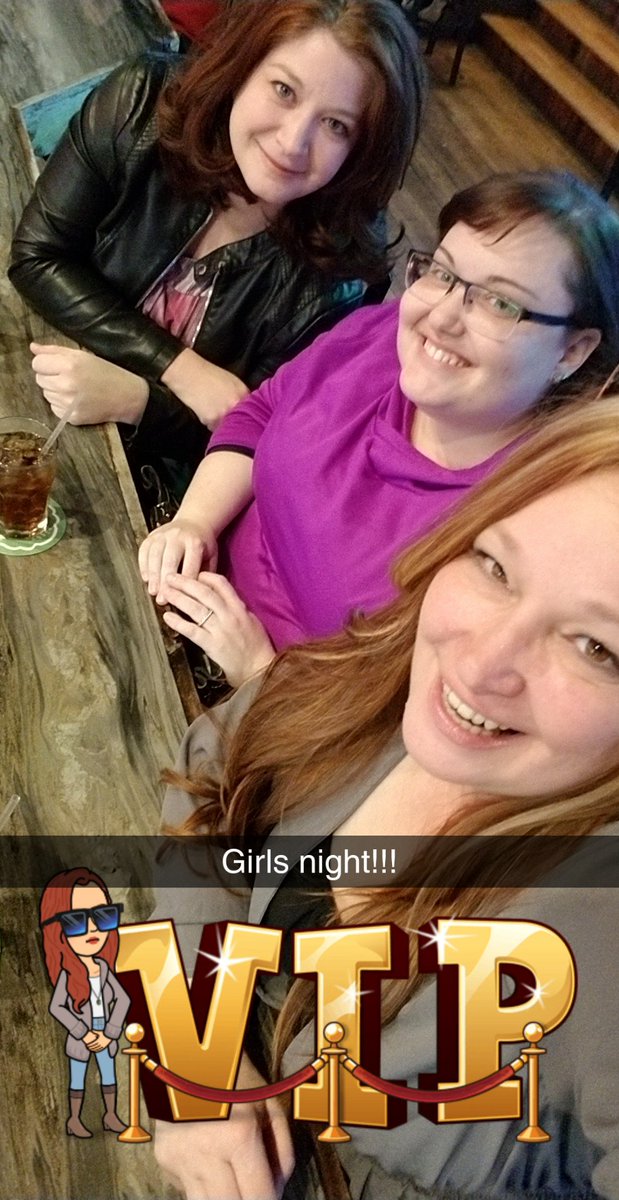 dragonflywen66's tweet photo. #GirlsNightOut last night with 2 of the greatest chicks I know!
#adoretheseladies https://t.co/k2JUSADnJD