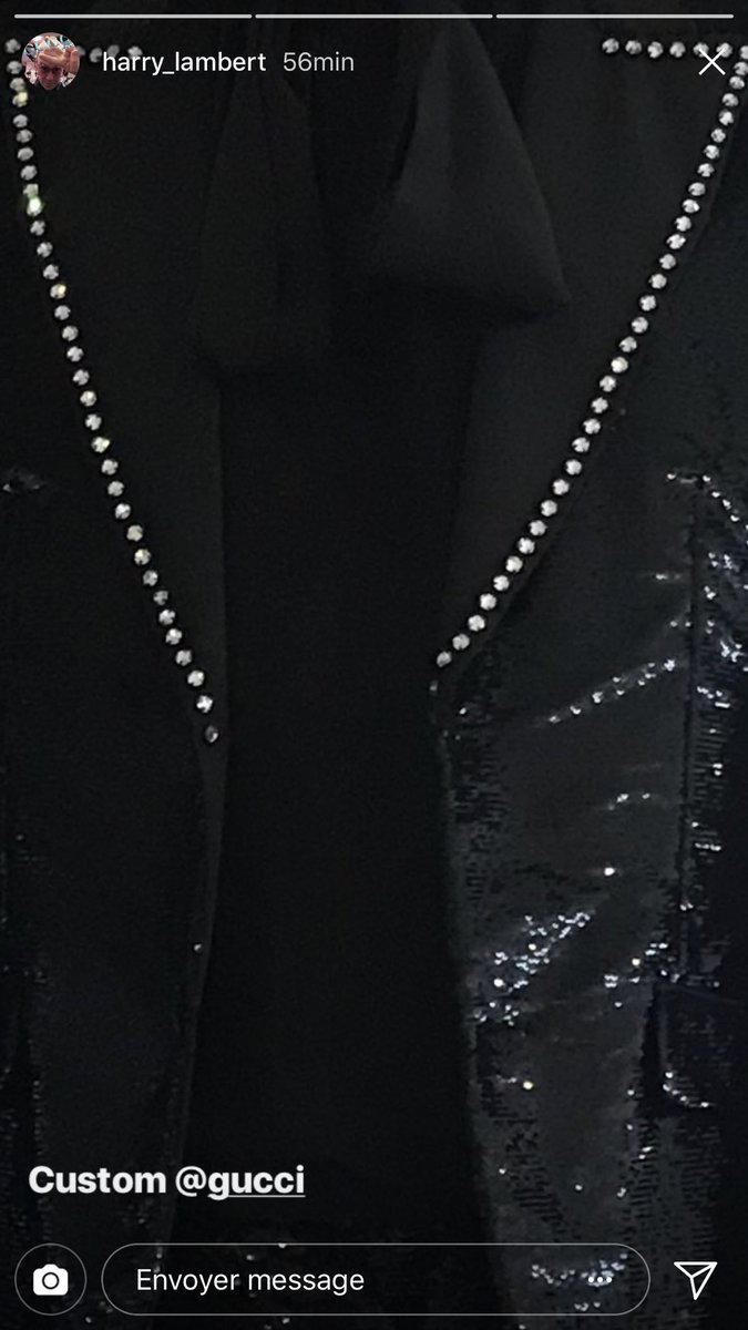 AngelLeeauteur's tweet photo. Harry Lambert poste le costume de Harry😍 @Harry_Styles #HarryStylesBasel https://t.co/yXuy2QfqCo