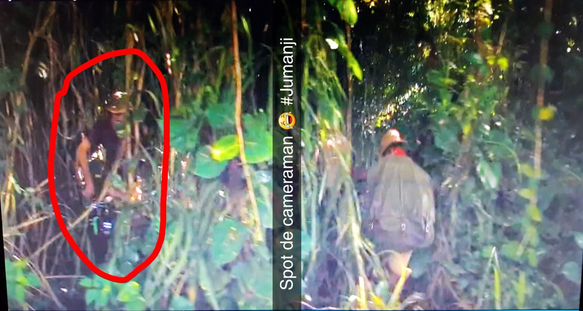 JWstylo's tweet photo. Is that a cameraman? #JumanjiWelcomeToTheJungle  #Jumanji https://t.co/eO0xEGrYYO