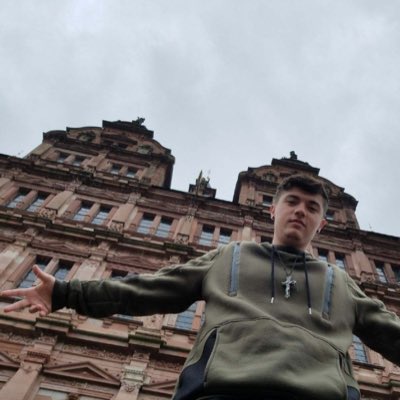 Alex_and_Allen's tweet photo. Dropping a new album, it’s called “Take me back to Europe Please!” #NewProfilePic https://t.co/Dho0bK6dpU