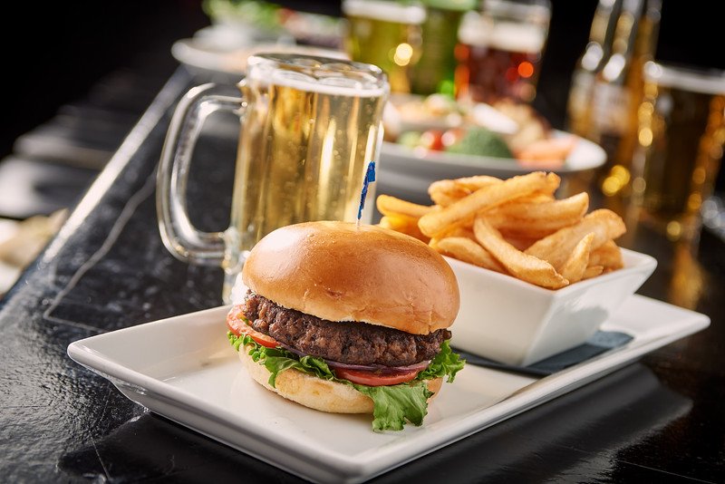 pintcalgary's tweet photo. Don't cry that you have to go back to work tomorrow... we've got some comfort food warm and ready waiting for you at the Pint! https://t.co/DXhlg91jtB