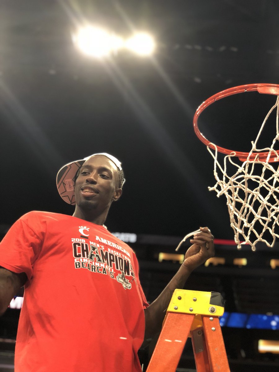 ICE❄️ tweet media