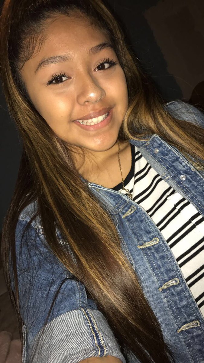rubyalmanzaa's tweet photo. don't really smile in pics but this fandom makes me so happy :) AND ALL OF YOUR PICS MAKE MY HEART GO WHOOOSHHH #smilesformts @itsMarioSelman @notdobbyjones https://t.co/C66N8AK3mo