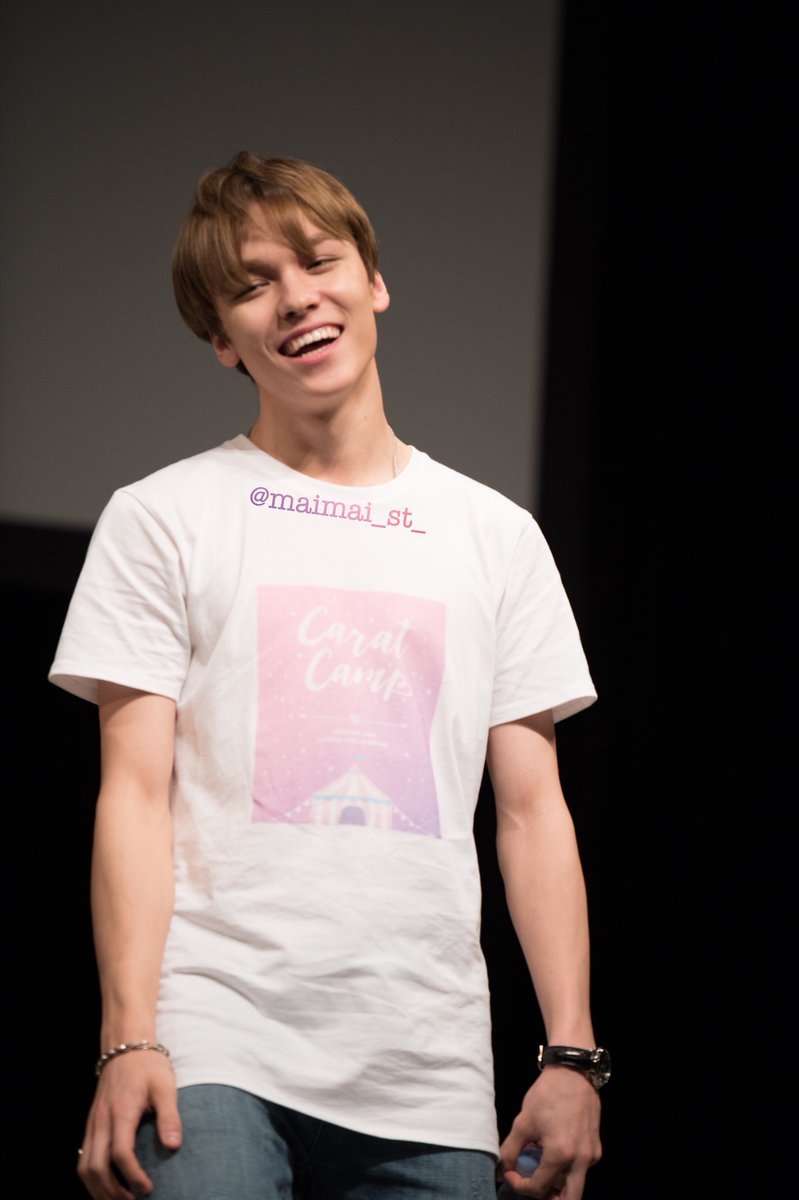 hvcarchive's tweet image. there’s nothing better than seeing you smile. ❤️