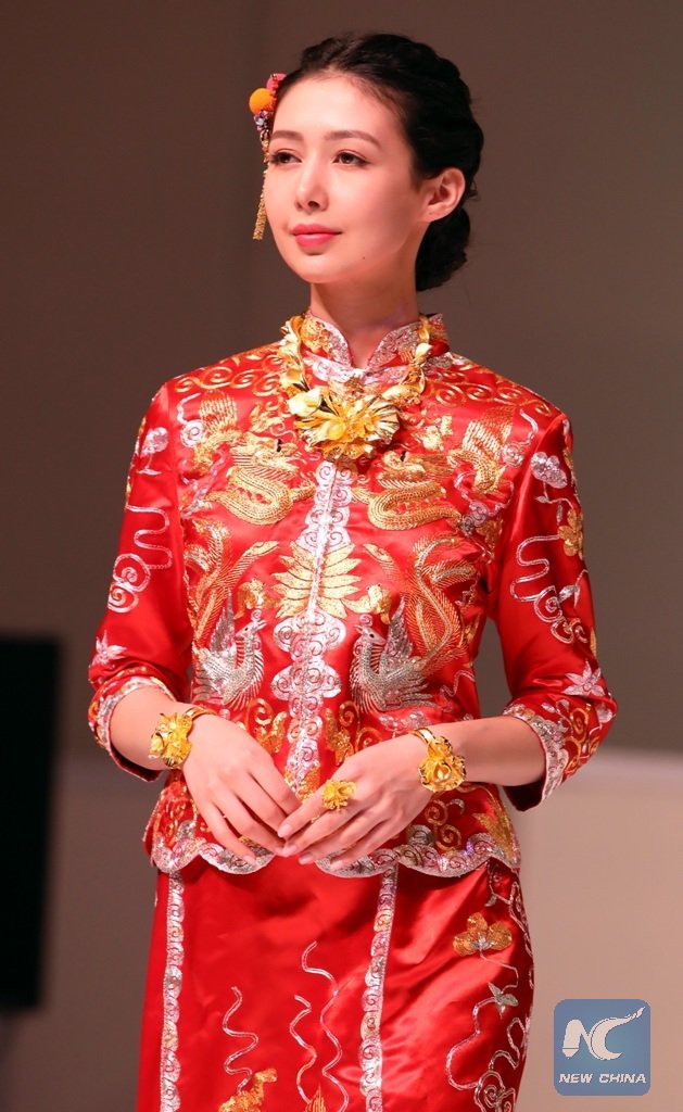 Free shipping Chinese Cheongsam Special Offer Chinese Dress Bride Evening Dress Vintage Slim