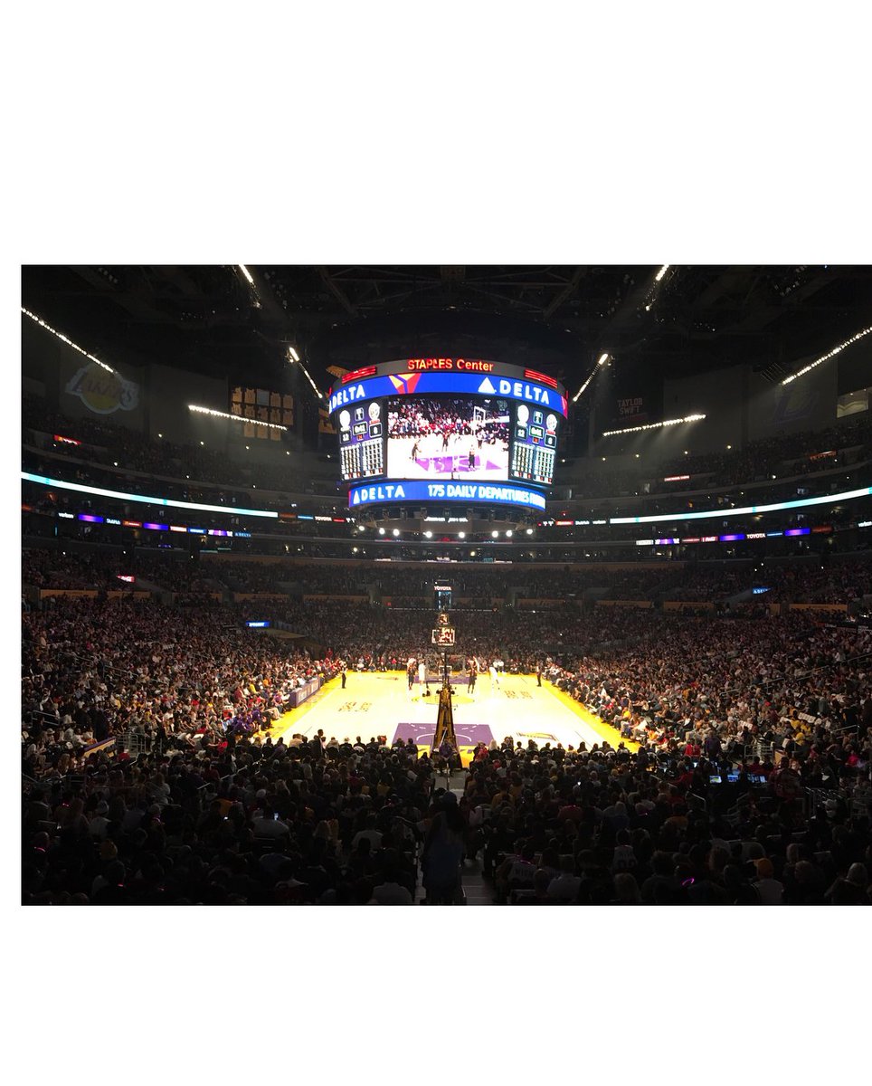 [BORA INSTAGRAM(4P)] borabora_sugar: Lakers ve Cavaliers 
#LA #NBA 🏀
#Lak... 4/4P kpopsnaps.com/p/BgNZaNtH6yw #kpopsnaps