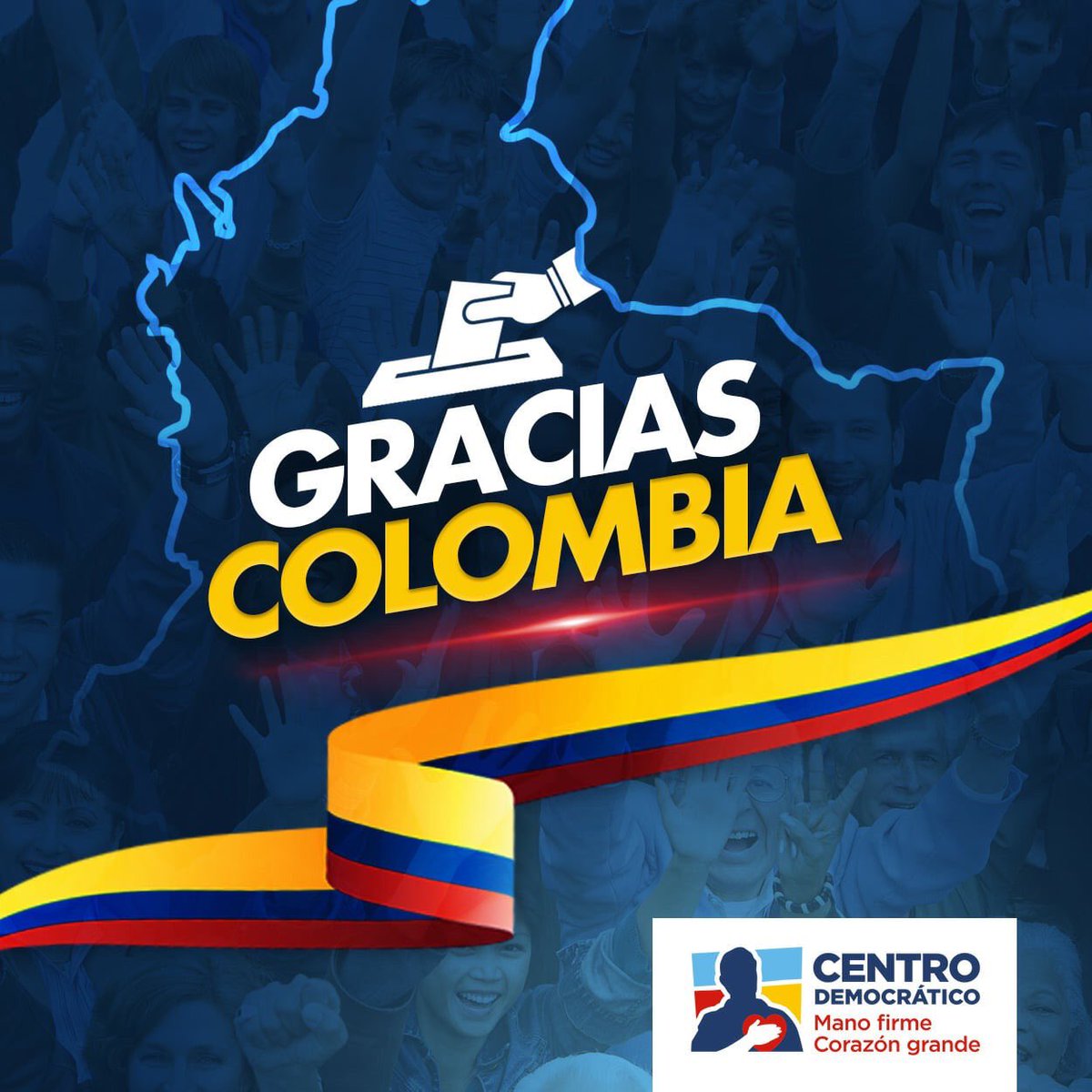 JuanPaSanchezG's tweet photo. El @CeDemocratico se convierte en la nueva fuerza política del país; los ciudadanos han confiado en el diálogo popular, la seguridad democrática, la oposición a Santos y a las FARC. ¡Gracias Colombia! https://t.co/Hn8biyOkgd