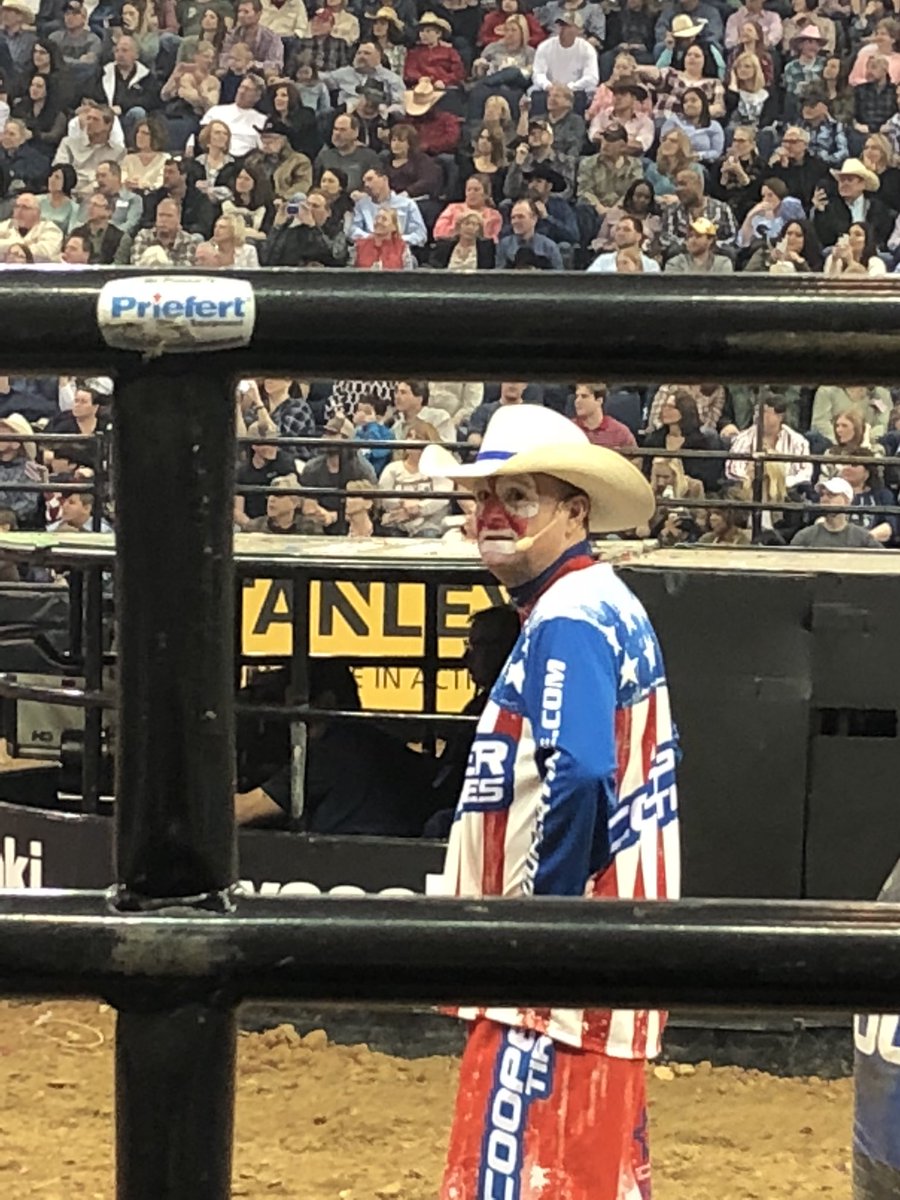 BButynski's tweet image. 