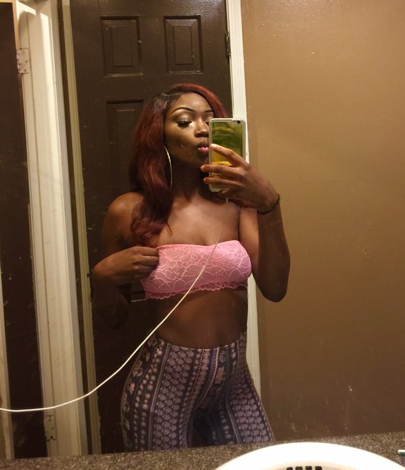 Watch Ri 🤪's leaked NSFW photo on TwXstars