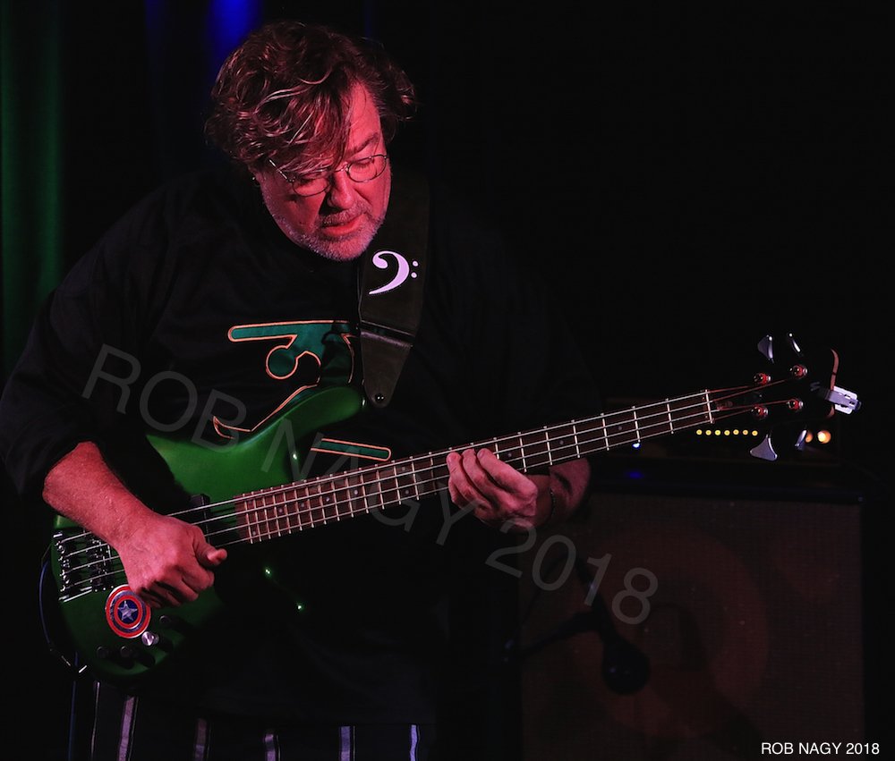 rnagy62's tweet photo. Legendary bassist Stu Hamm put on an amazing show at the Kennett Flash (Kennett Square, PA) last night. Photos by Rob Nagy 2018 @stuhamm @bass #kennettflash #music @concert https://t.co/kZpCJ4sHb6