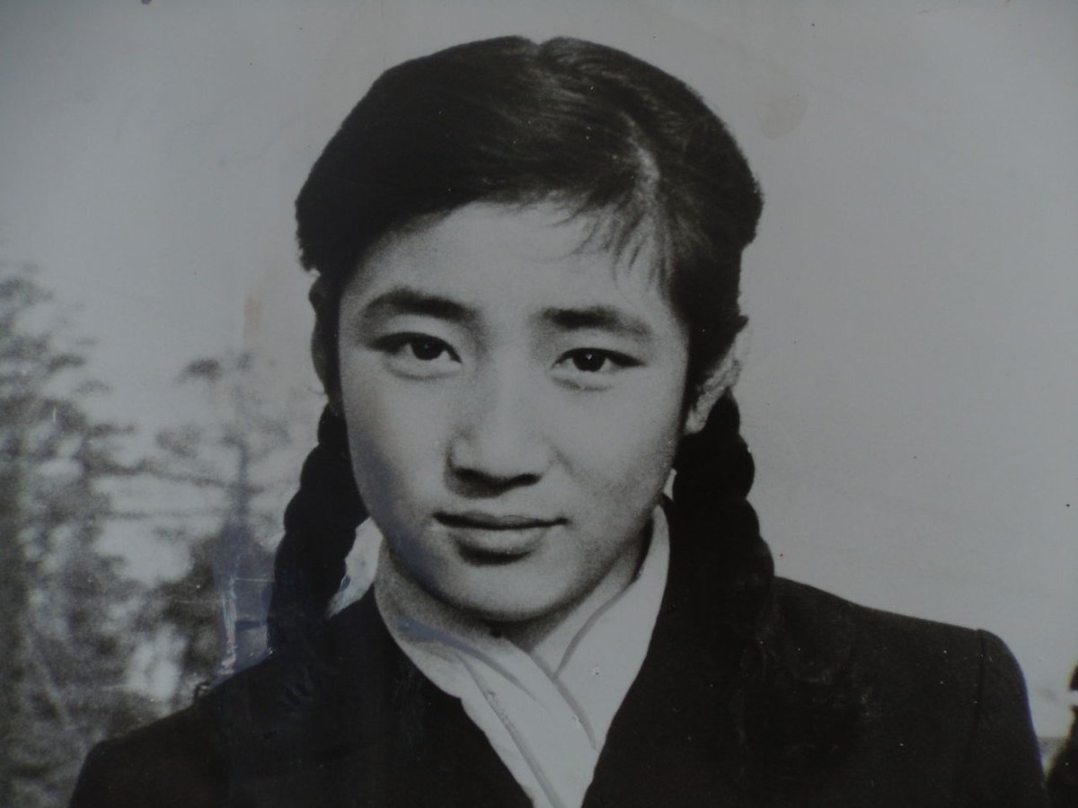 明治 大正 昭和の写真 Twitter પર 1950年代後半の写真と思いますが北白川肇子女王 1939 のお若い頃です 当時は皇太子明仁親王の有力な妃候補として上げられていました その後島津家の 男性とご成婚 今は島津肇子さんです