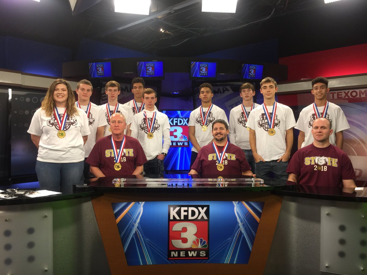 BojoBasketball's tweet photo. Catch us tonight at 10:30 PM on News Channel 3 @KfdxTobin https://t.co/FNjVmsNT0k