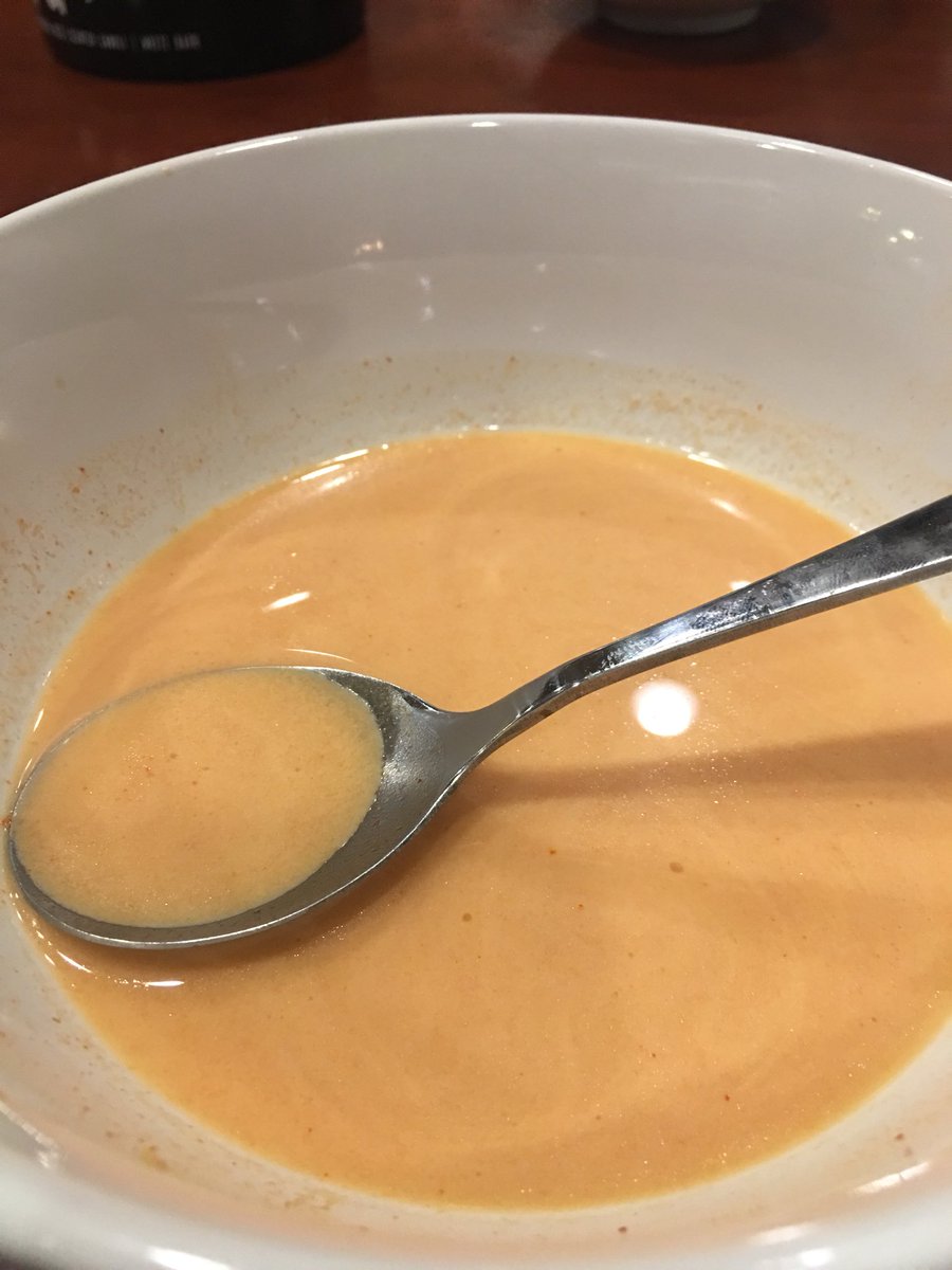 dalemac1's tweet image. The only thing left of @Wolfiesmom coconut shrimp recipe. Family loved, thanks for a wonderful Sunday dinner