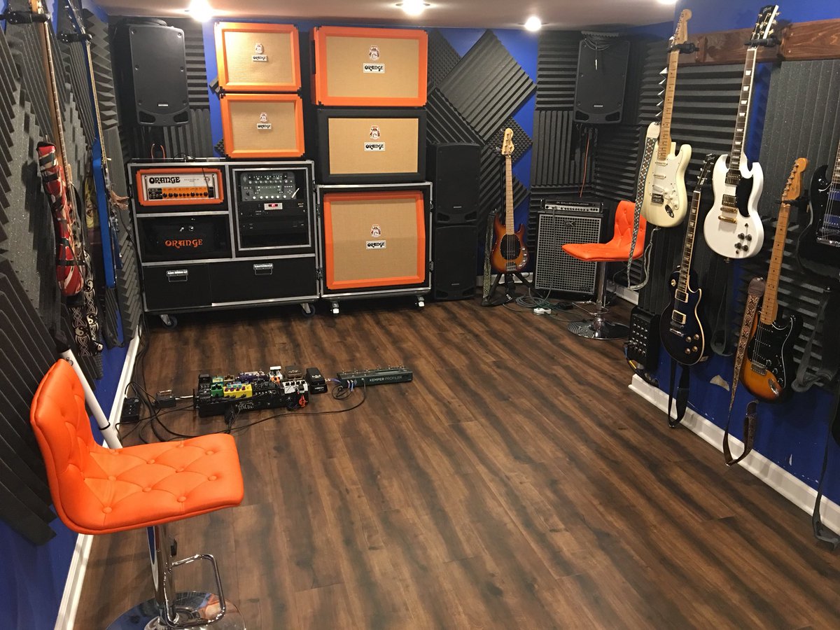 Hunter Lovan On Twitter The New Floor In The Studio Has Helped