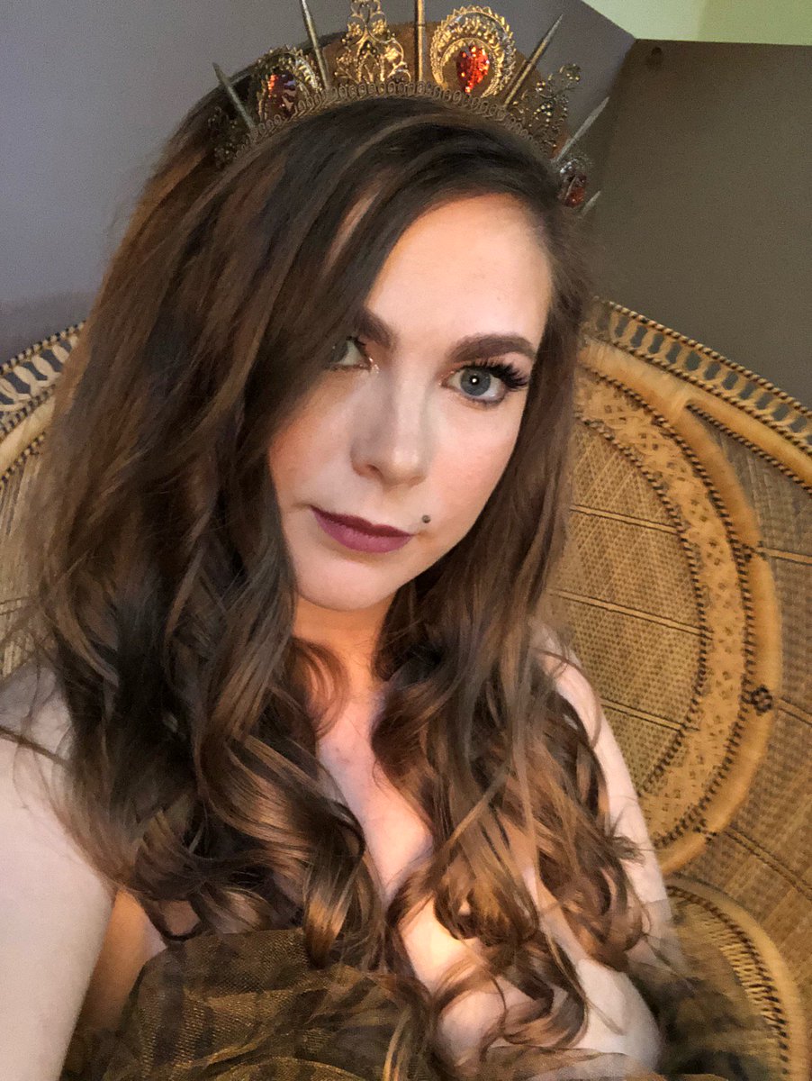 I'm at Serenity Lawrence Studios, LLC in Vallejo, CA swarmapp.com/c/2BsUTwi2Ptj