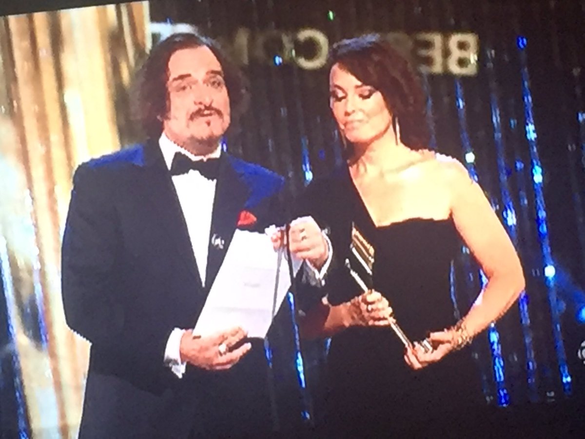 Coatesy all dressed up and looking good!! <a href="/KimFCoates/">Kim Coates</a> #CSA #Toronto #CanadianScreenAwards