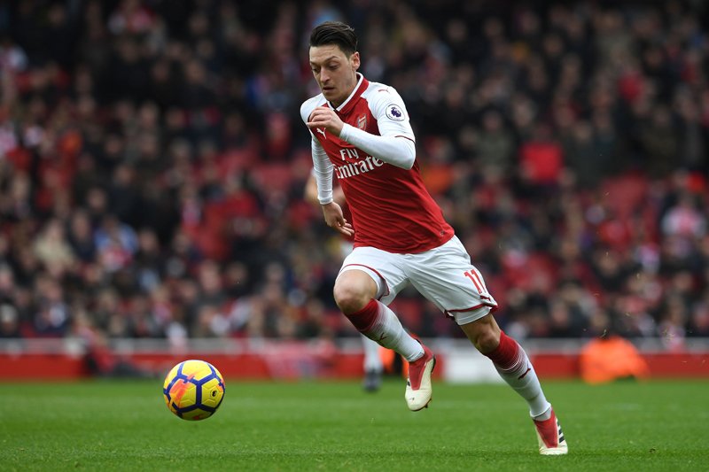 サッカーキング 記録達成 エジル プレミア史上最速での50アシスト達成 141試合目で到達 記事はこちら T Co Vknfy7o0 編集部より アーセナル の メスト エジル が ストーク 戦の先制ゴールをアシスト プレミアリーグ 最速で