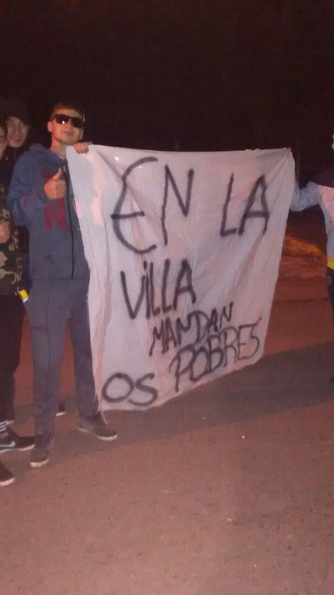 flandria111's tweet photo. Prohibido olvidar perros https://t.co/f1SdjRvROL