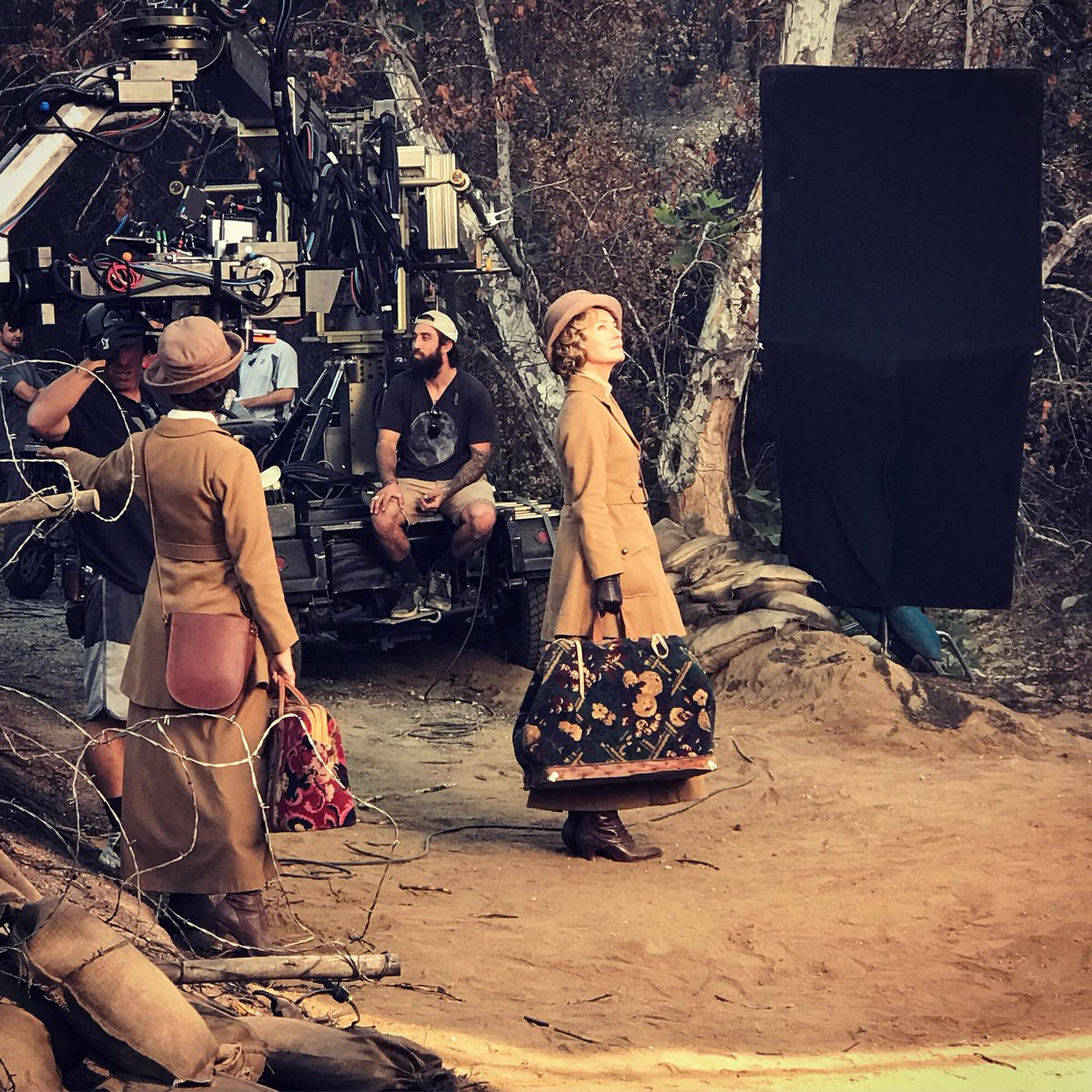 Wersching's tweet photo. Mary Poppins! I mean...the great Susanna Thompson. How wonderful is she! So talented and just the loveliest of humans..... ❤️ @NBCTimeless #Timeless #CarolPreston #clockblockers #susannathompson https://t.co/KHpn2vZ9JA