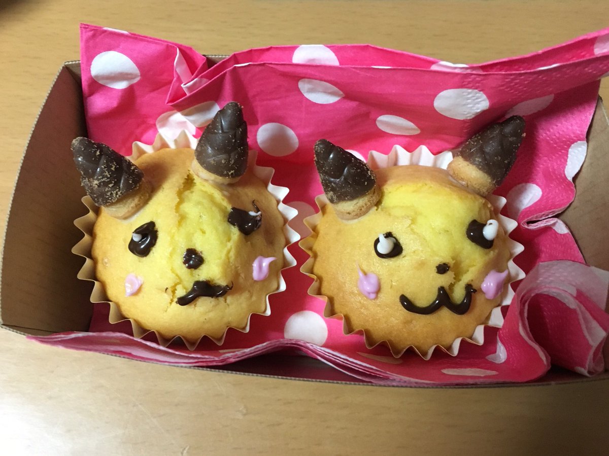 Poco ﾁｬﾚ 13にて販売しますポケモン料理本です よしなにです ﾁｬﾚ 13 新刊 Pixiv T Co Ft4thug2lh T Co G56o4ktkmk Twitter