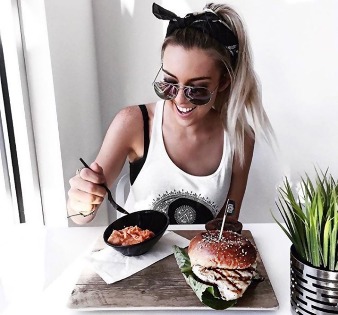 PHMarlborough's tweet photo. "OMG, I’M KILLING IT!
Salmon burger with a side of fruit says summer is coming and I’m getting #PHSummerReady  #FuelYourLife #EatRight #ProteinHouse #Marlborough #EatWithPurpose #GF #protein #avocado #acai #acaibowl #gains #fit #fitness #fitfam #yoga #healthyfood" https://t.co/BdMmYLRsUp