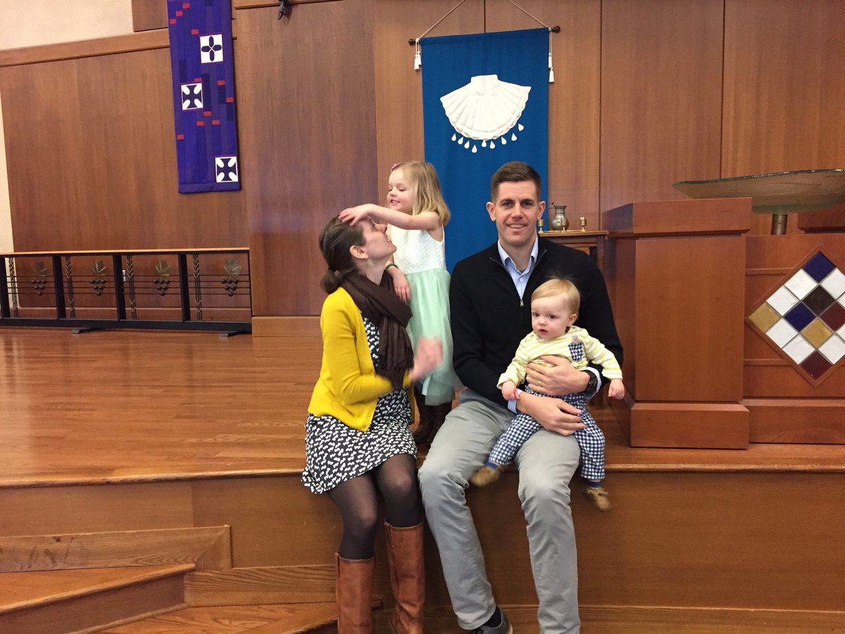 Babyfranchise14's tweet photo. These are four of the 16 family pics we took at my cousins baptism today. I don’t know if they were good pics or not, it is just 4 of them https://t.co/ReSOEpfdfi