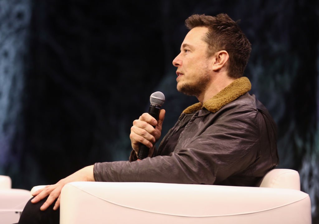 ess_research's tweet photo. #Startup: Während du schliefst: Elon Musk: Mars-Besiedlung Priorität: Raumschiffe sollen ab 2019 startklar sein. Außerdem: Swarm Technologies‘ Fehltritt, Facebook verbündet sich mit Warner und Bird sammelt 100 Millionen… https://t.co/hgrOhtIjwu #Allgemein #tagMenuWirtschaft https://t.co/Ehgu9URtAG