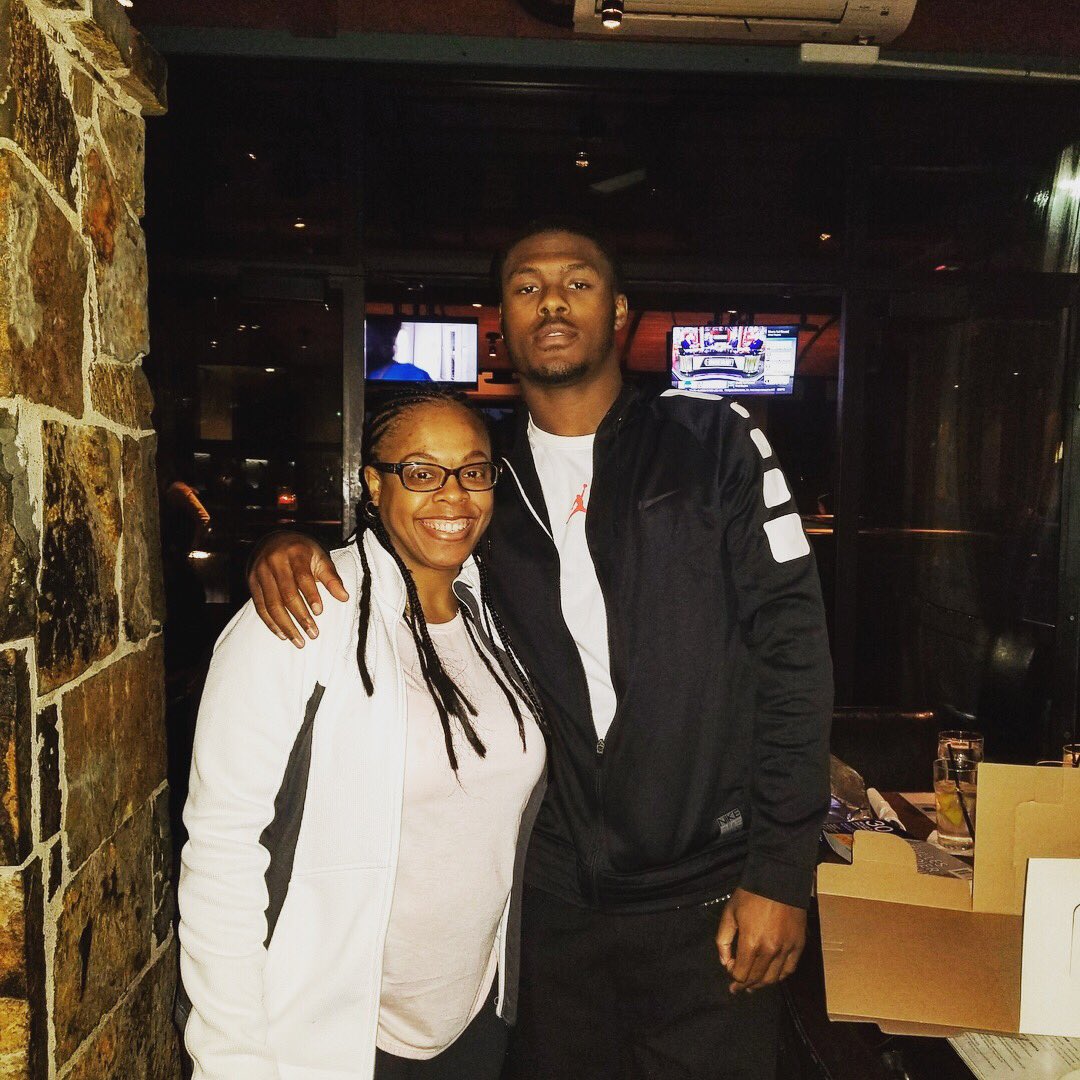 _TDselfmade's tweet photo. Successful birthday 🎂 ‼️
Thanks for all the BDay wishes!!🙏🏾
#freecooks💉 https://t.co/IMog4tNqNX
