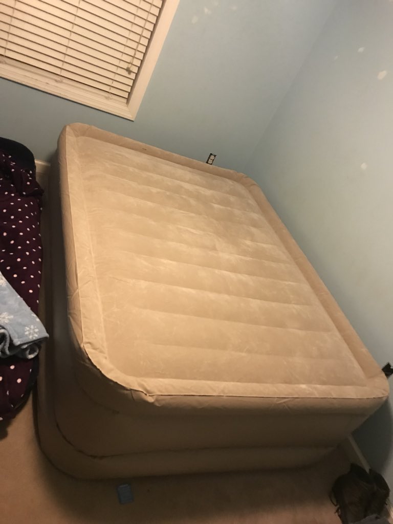 I thought I ordered a giant loaf of bread but instead I got this air mattress #recharge