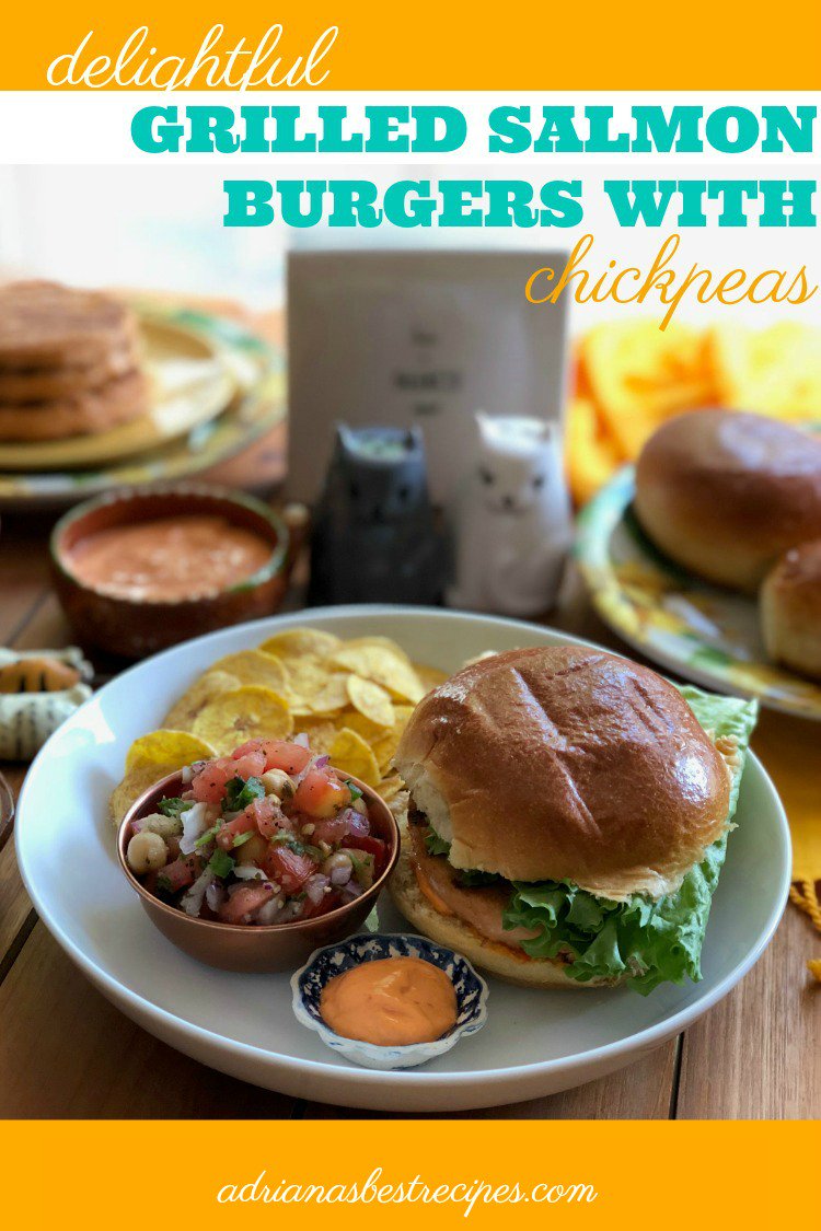 ABRecipes's tweet image. Grilled Salmon Burgers with Chickpeas Salsa, a dish for Cat Lovers. Make it! bit.ly/SalmonChickpea… #NutrishForCats #NutrishPets ~ AD @Nutrish
