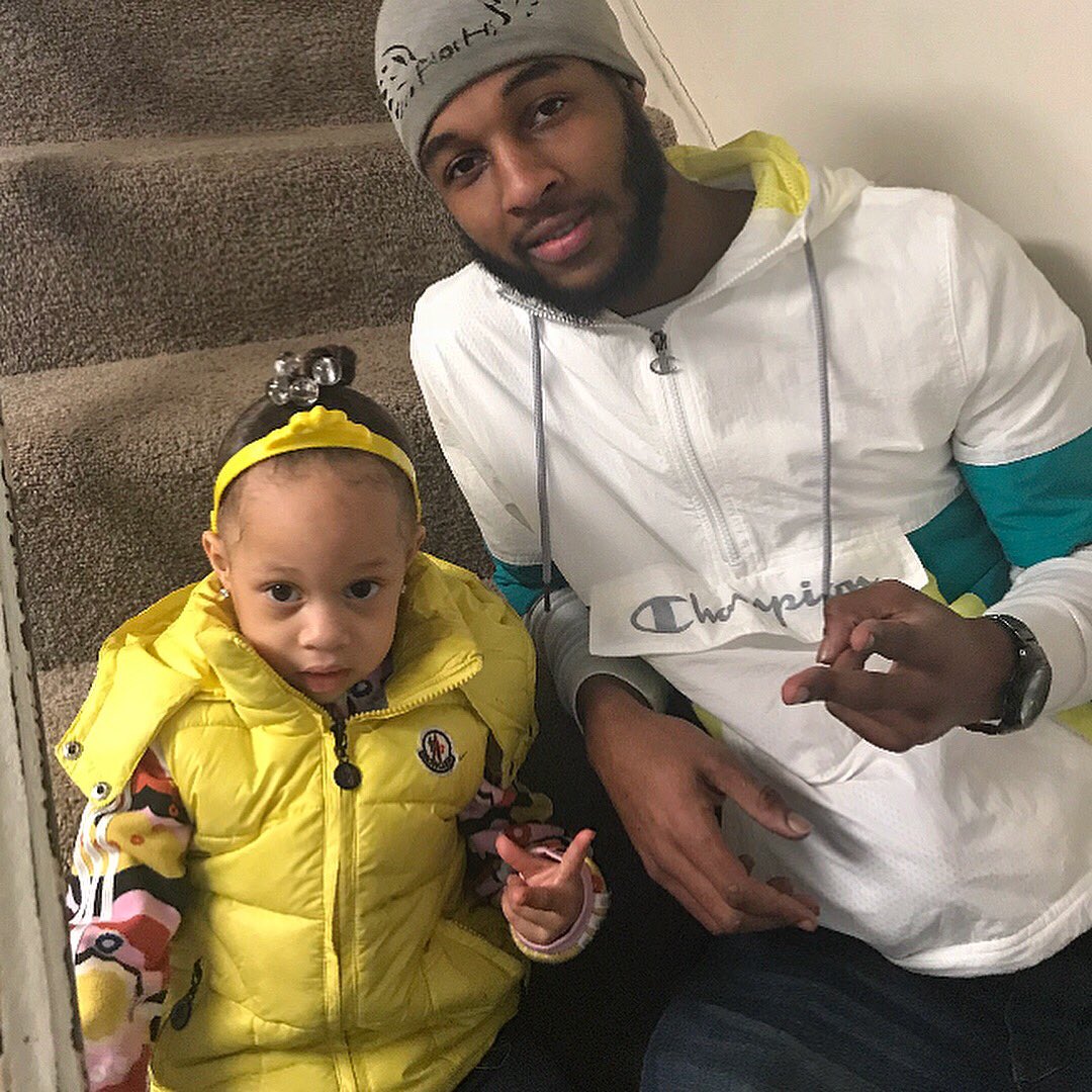 tootielodo's tweet photo. MiniMe ❤️ My Daughter My #DraggPartner #StoreRuns #GangGang 😤🤘🏾❤️‼️ https://t.co/Sy6XiMcTld