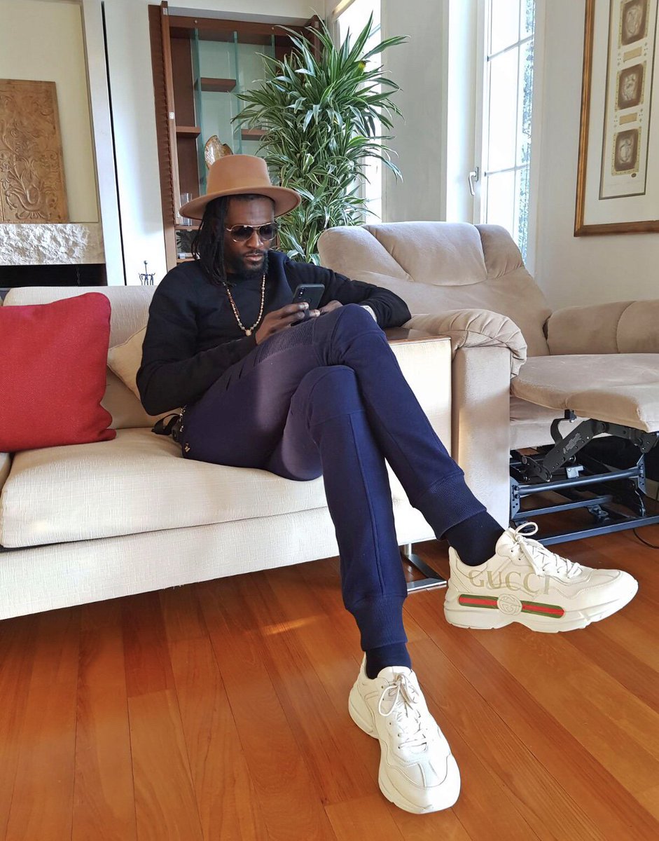 E_Adebayor's tweet photo. SEA, life isn’t about finding yourself, it’s all about creating yourself🔝📲🇹🇬🙏🏾1️⃣0️⃣#GodFirst #KeepMoving #FocusMood #WinningMood #FocusOnTarget #LoveMyLife #Lifestyle #LoveMyJob #GeneralSEA #NoTimeToCheckTime #LifesGood💯 https://t.co/MKGmUBHZai