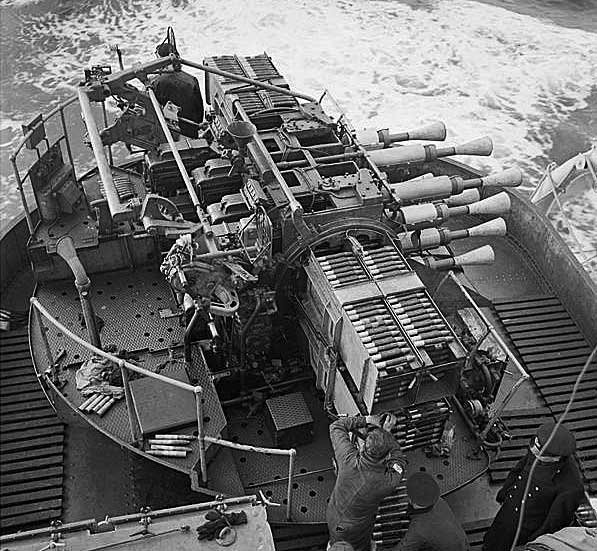 37MM AND 40MM GUNS IN BRITISH SERVICE