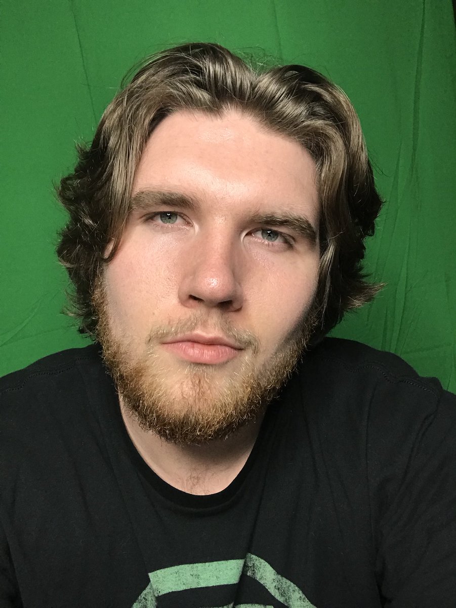 WarpedSpider's tweet image. Birthday pics fam! #birthday #dayofbirth #Fortnite #YouTube #beard