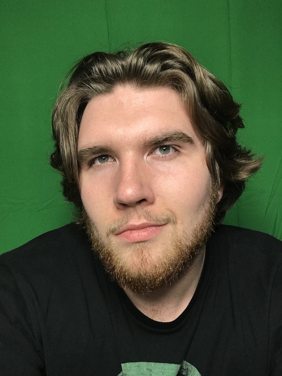 WarpedSpider's tweet image. Birthday pics fam! #birthday #dayofbirth #Fortnite #YouTube #beard