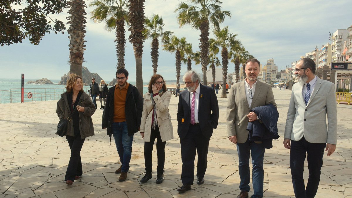 Cati_Girona's tweet photo. Guanyadors #PremisRecull 2018:
Narració:  Òscar Palazón, (de Tarragona).
Poesia: Marta Pere (Mataró)
Teatre: Esteban Eche (Barcelona)
Periodisme: Enric Garcia (Tarragona)
Retrat Literari: Mercè Pérez (Esplugues) https://t.co/nvBTxJuCPV