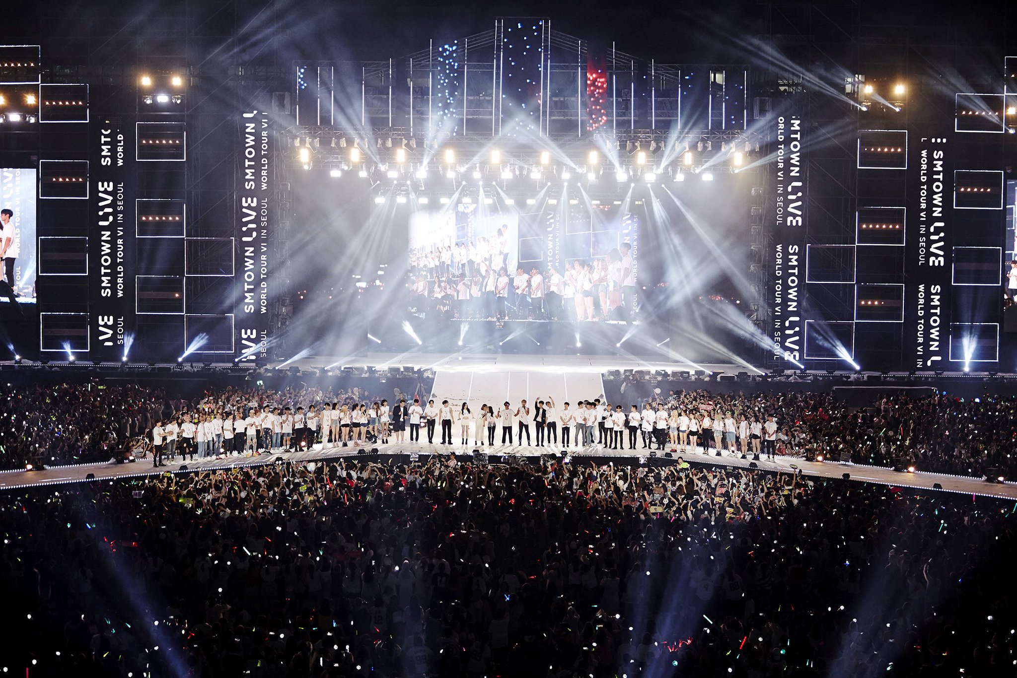 【オークション】 I AM: SMTOWN LIVE WORLD TOUR YESASIA: I AM: SMTOWN Live World Tour in Madison Square
