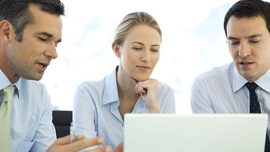 peter_p_partner's tweet image. Employees Who Trust Their Managers Are More Likely to Trust Their CEOs | buff.ly/2oRvBXO
#PowerOfTrust #Dublin