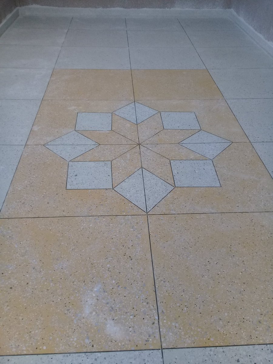 مقاولات عامه وترميمات 
مع افخم ارضيات مزييك
ابوخليل ٩٩٠٠١٢٩٢