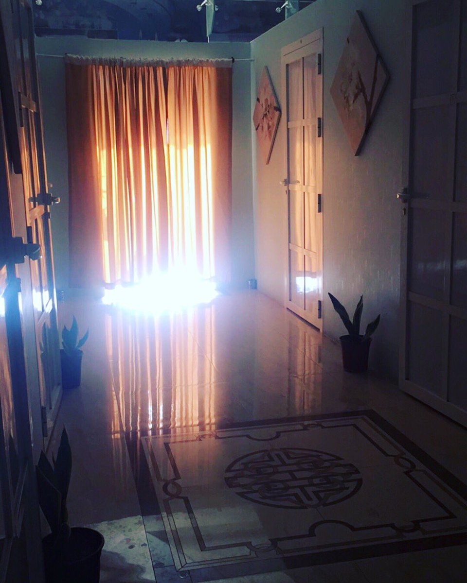 escort_warren's tweet photo. Come and visit #eleganza spa center al Aziziya service offer #waxing #fullbodycare #massage #morroccanbath #shaving 74414487 https://t.co/GLkdCwLhEx