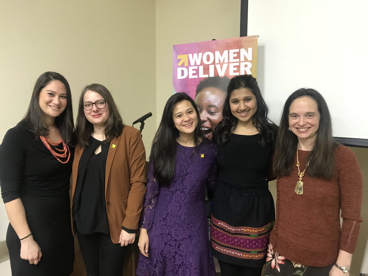 ... And that's a wrap! Thanks to our incredible panelists and co-hosts for driving such an important and timely conversation. #SRHR4Girls #CSW62.