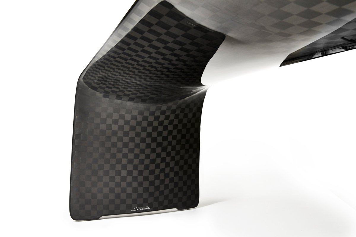 #Essenceofstrength stunning #carbonchaiselongue and #carbonaerobench 2m long will be under the hammer this week <a href="/Tajan/">Najat Hamsek</a> auction in Paris essenceofstrength.co.uk/news/