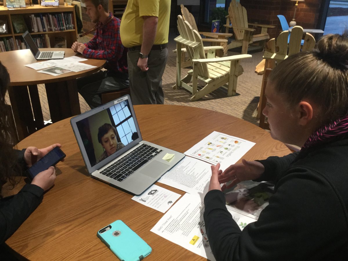 medwards61's tweet photo. @Dr_Bocchino and his PHS Ag students are Skyping with students from CSMS about the pros and cons of GMOs. @DLC_Jared @lex1science @PelionPanthers #growlearnshare https://t.co/LWgkW14JmX